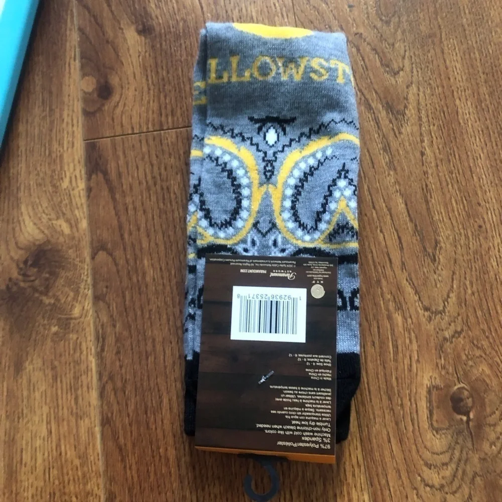 Yellowstone gray & yellow western print crew socks